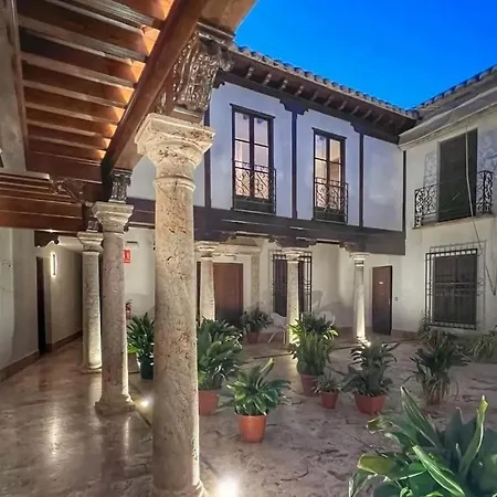Hotel Qb Almagro Centro-3